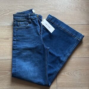 Driftwood Martha Jean